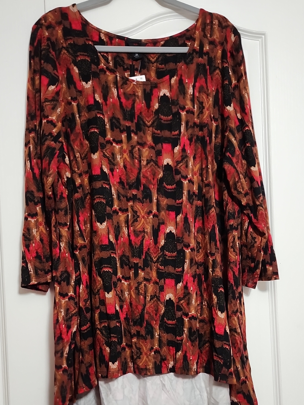 Womens Abstract Print - Black & Brown with Red Accents